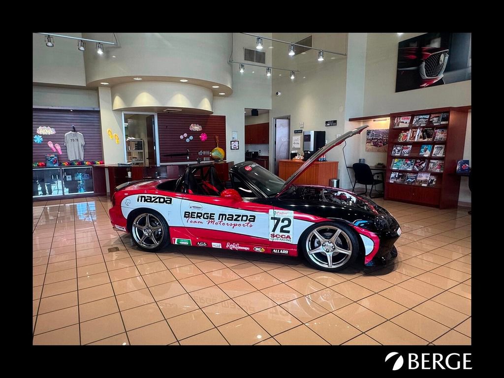 Used 2023 Volkswagen Taos SE w/ Panoramic Sunroof Package image 42