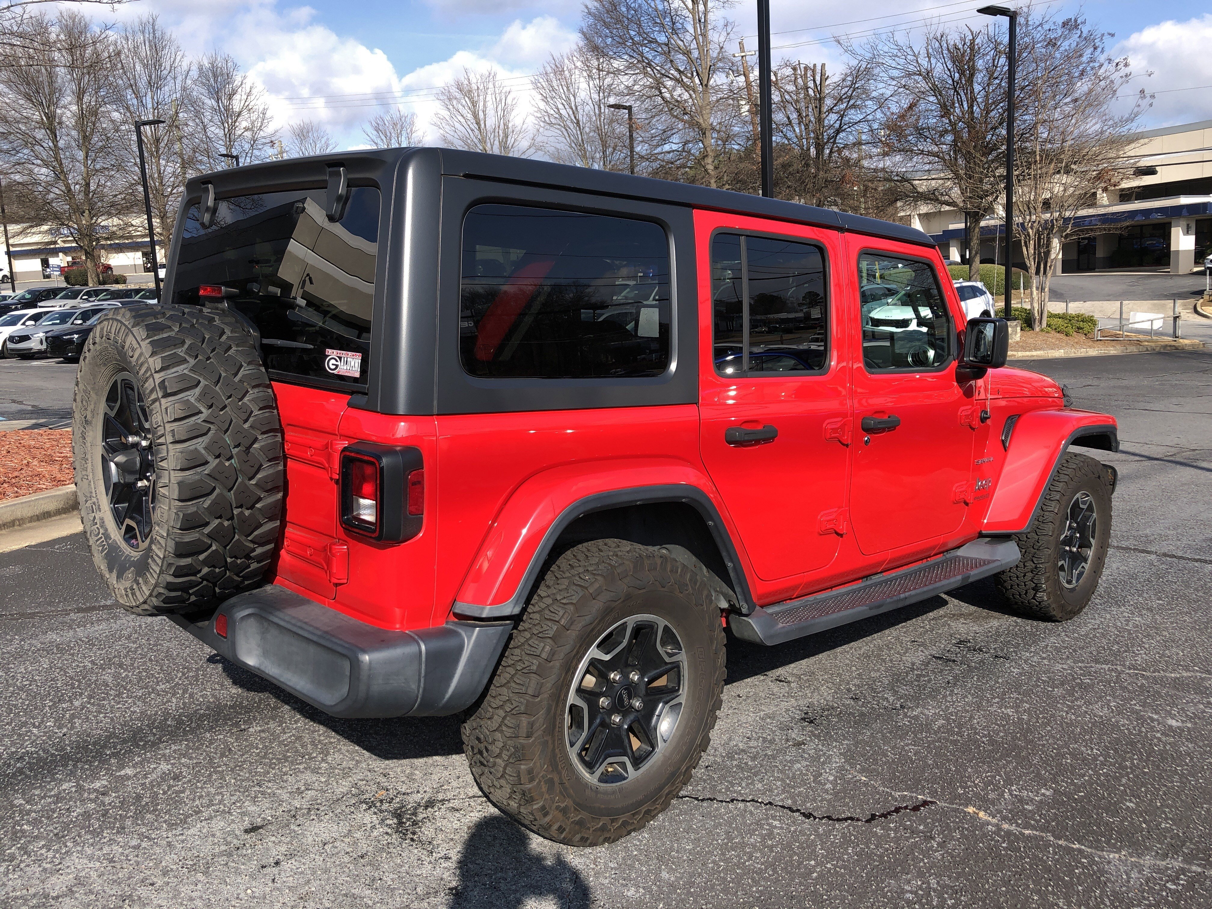 Used 2019 Jeep Wrangler Unlimited Sahara image 5