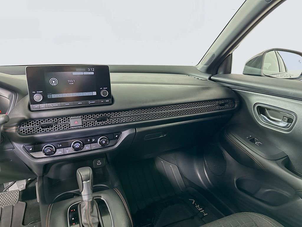 Certified 2025 Honda HR-V Sport image 20