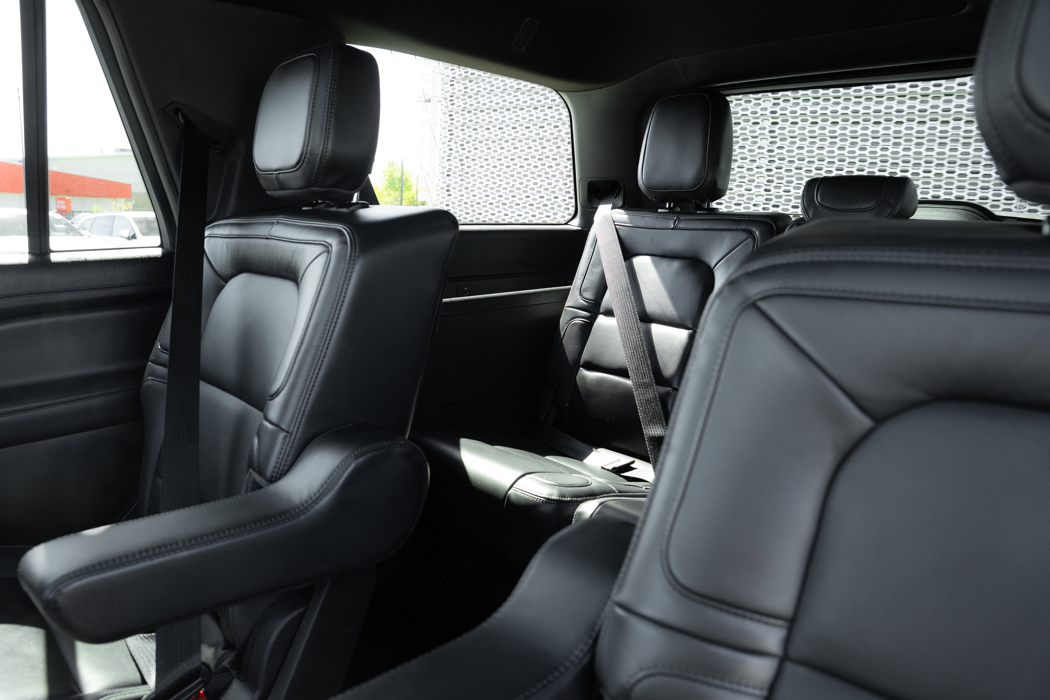 Used 2024 Lincoln Navigator Reserve w/ Monochromatic Package AWD/4WD image 27