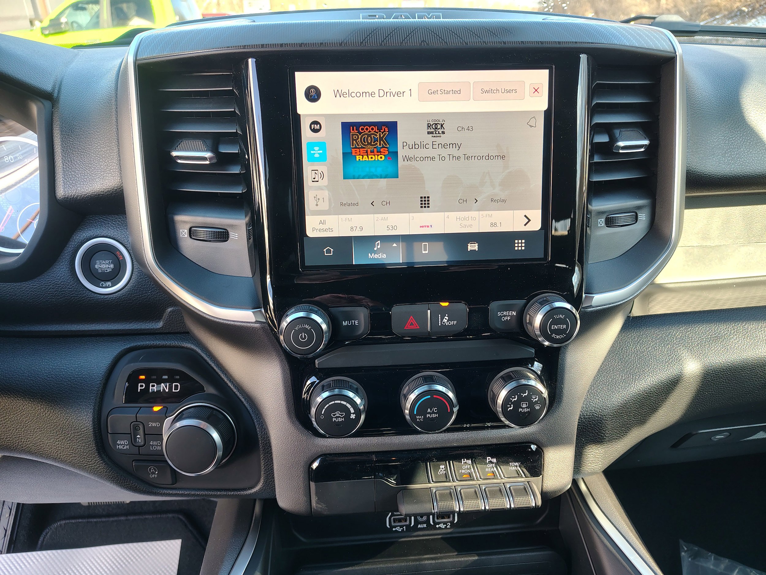 New 2026 RAM 1500 Express AWD/4WD image 31