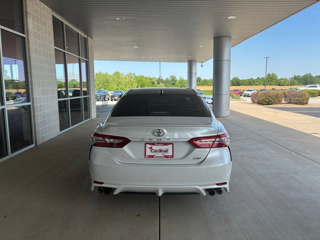 Used 2020 Toyota Camry XSE FWD image 4