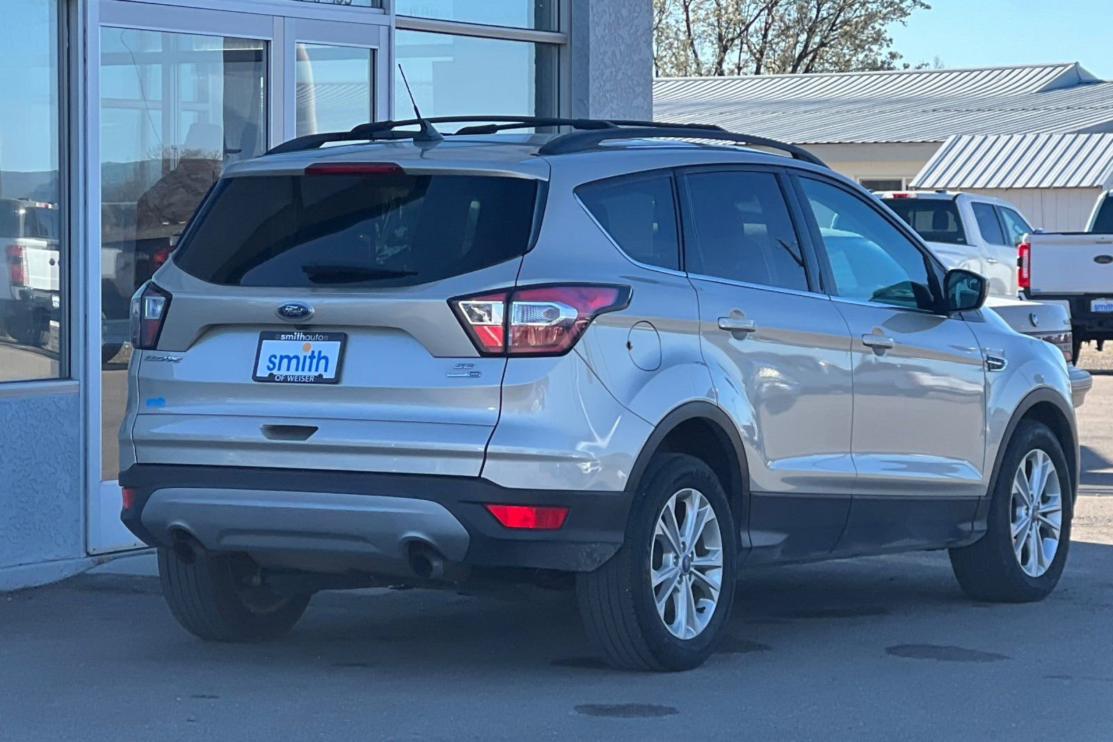 Used 2018 Ford Escape SE w/ SE Sync 3 Package image 4