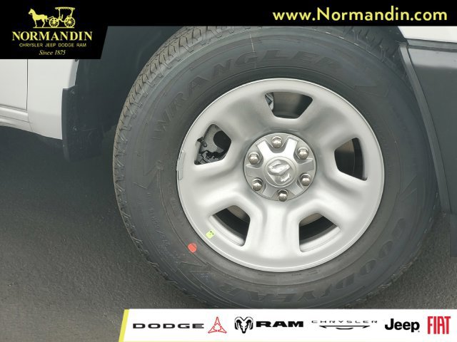 New 2026 RAM 1500 Tradesman AWD/4WD image 3