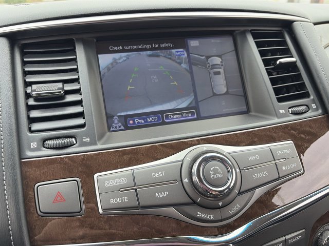 Used 2017 INFINITI QX80 4WD w/ Driver Assistance Package image 26