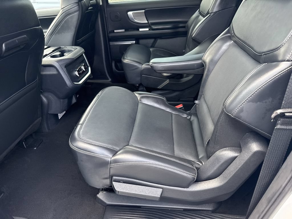 Used 2025 Ford Expedition Max Platinum w/ Driver's Package AWD/4WD image 20