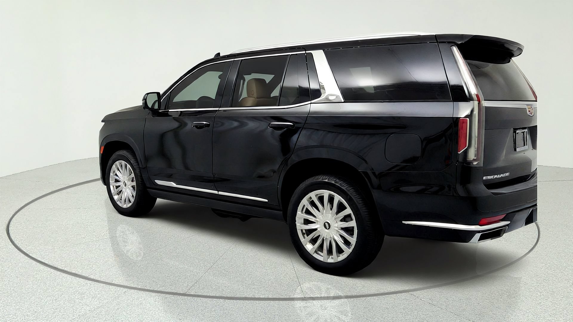 Used 2023 Cadillac Escalade Premium Luxury w/ Performance Package AWD/4WD image 3