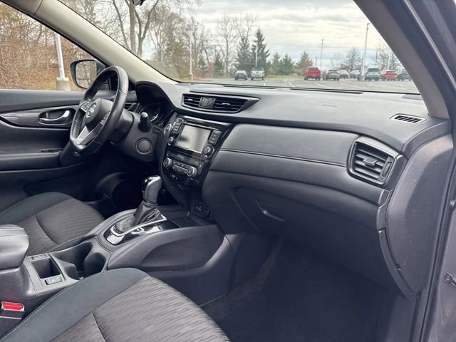 Used 2018 Nissan Rogue SV AWD/4WD image 28