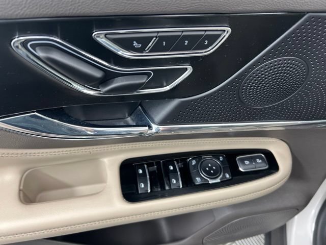 Certified 2023 Lincoln Corsair AWD w/ Equipment Group 101A image 13