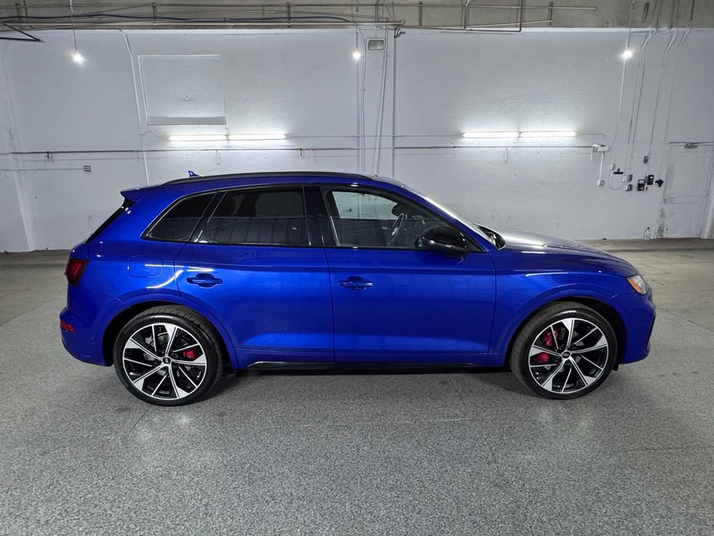 Used 2024 Audi SQ5 Prestige AWD/4WD image 9