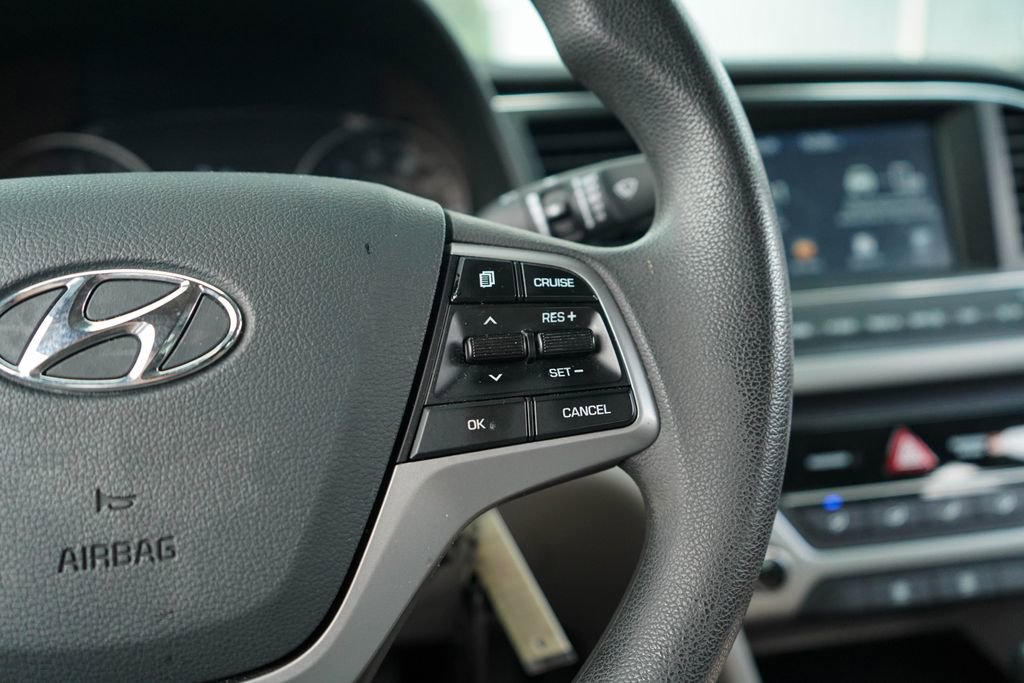 Used 2018 Hyundai Elantra SEL FWD image 30