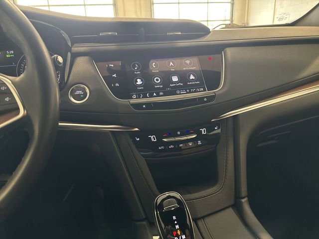 Certified 2024 Cadillac XT5 Premium Luxury w/ Technology Package AWD/4WD image 18