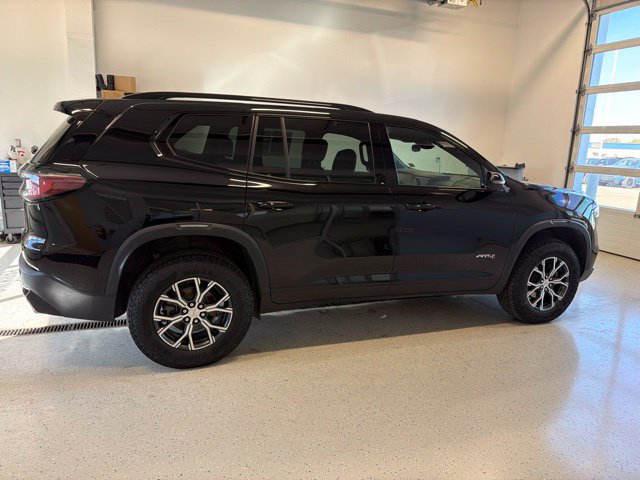 Used 2025 GMC Acadia AT4 w/ LPO, Floor Liner Package AWD/4WD image 9