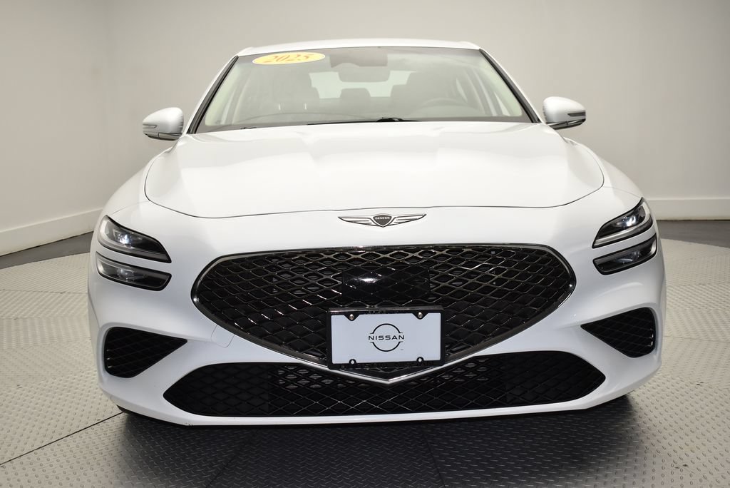 Used 2025 Genesis G70 2.5T AWD/4WD image 2