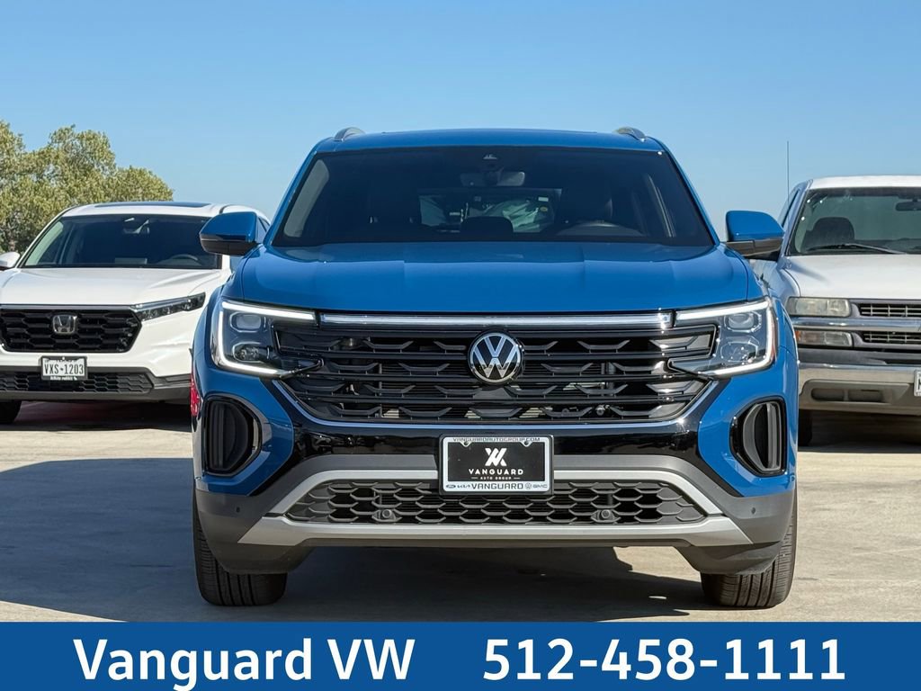 New 2025 Volkswagen Atlas Cross Sport SE FWD image 6
