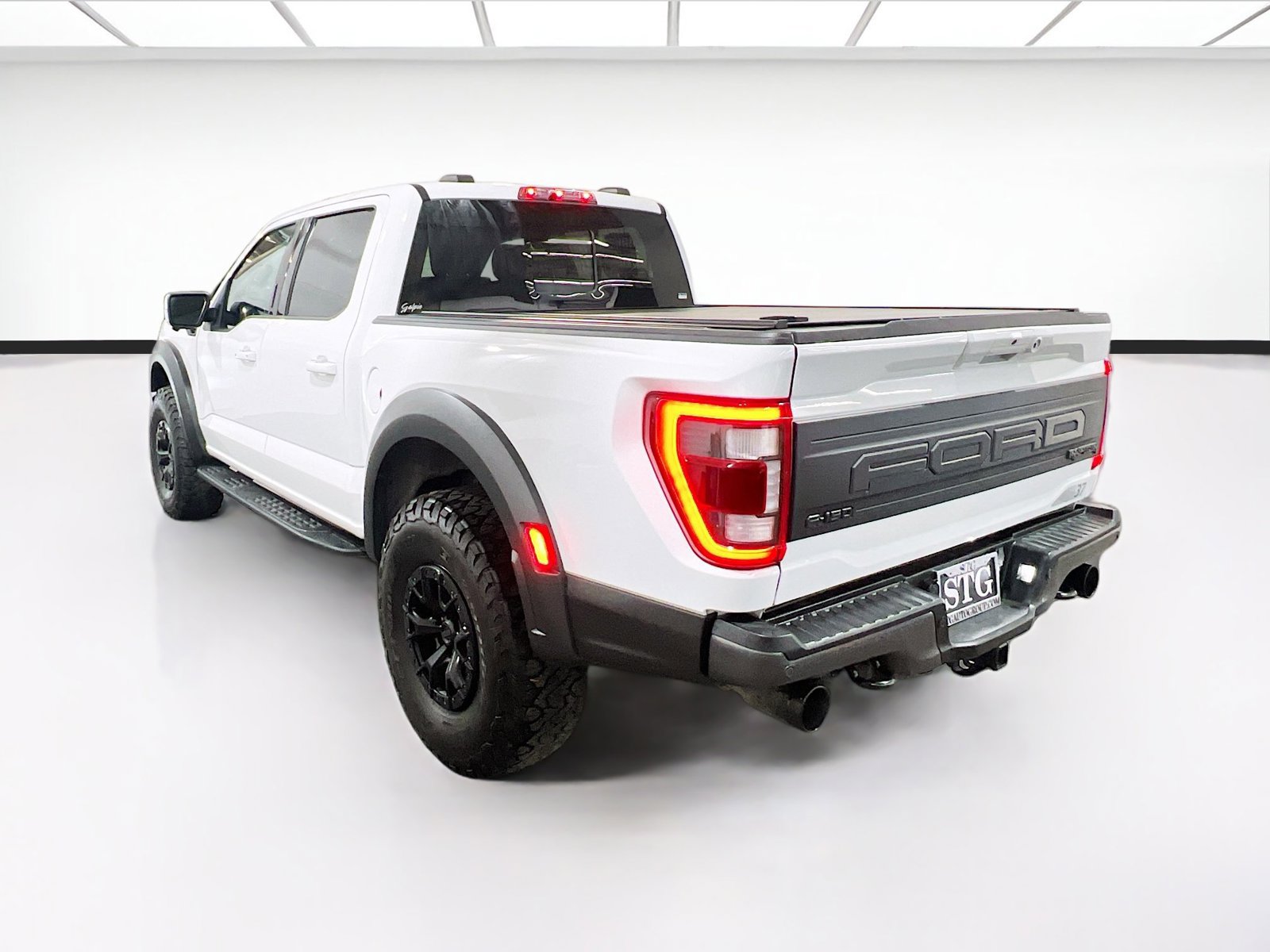 Used 2023 Ford F150 Raptor w/ Raptor 37 Performance Package AWD/4WD image 6