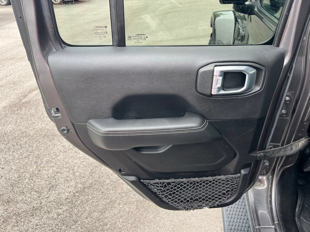 Used 2021 Jeep Wrangler Unlimited Sahara AWD/4WD image 19