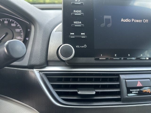 Used 2018 Honda Accord LX image 15