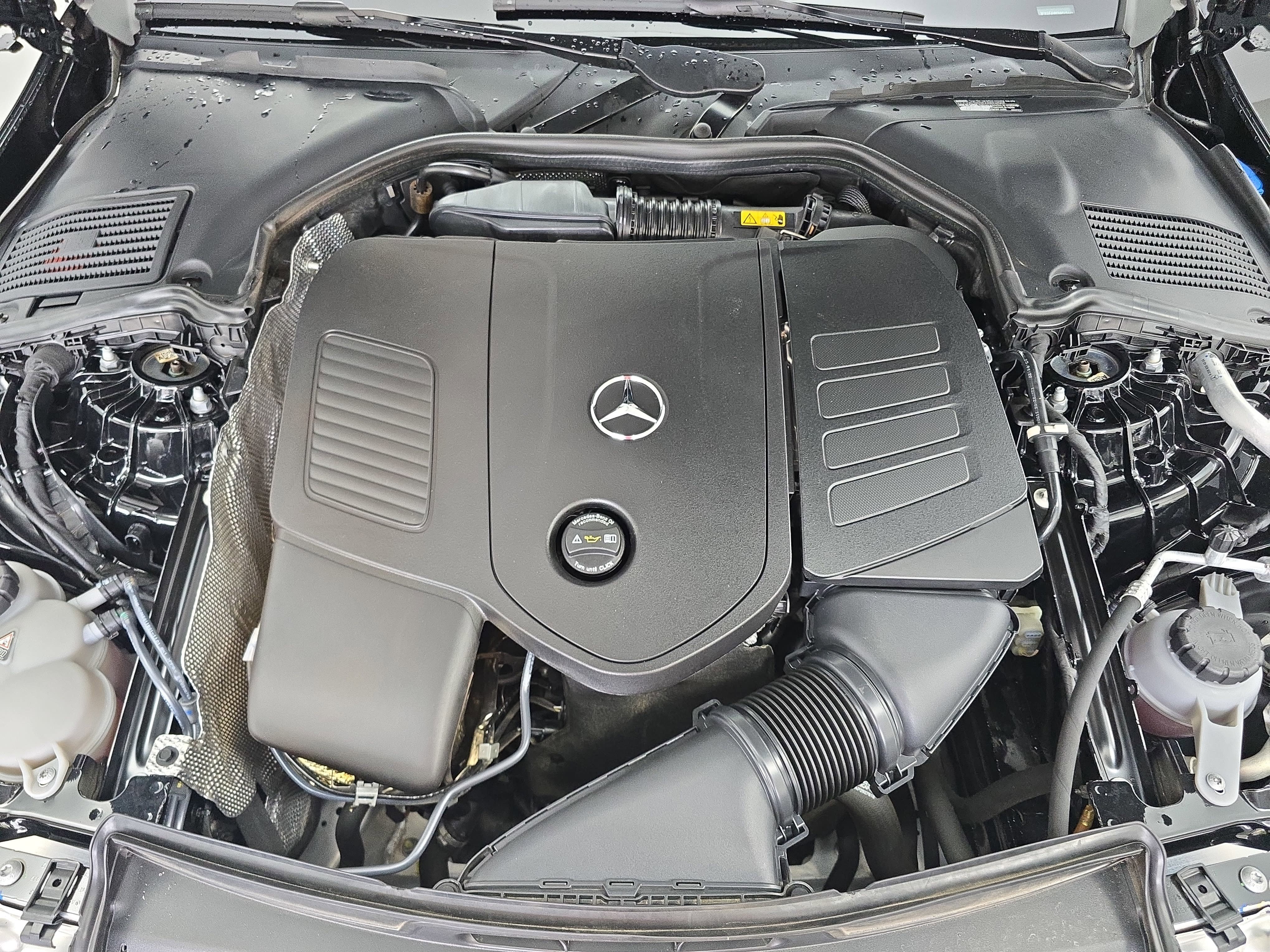 Certified 2022 Mercedes-Benz C 300 4MATIC Sedan image 30