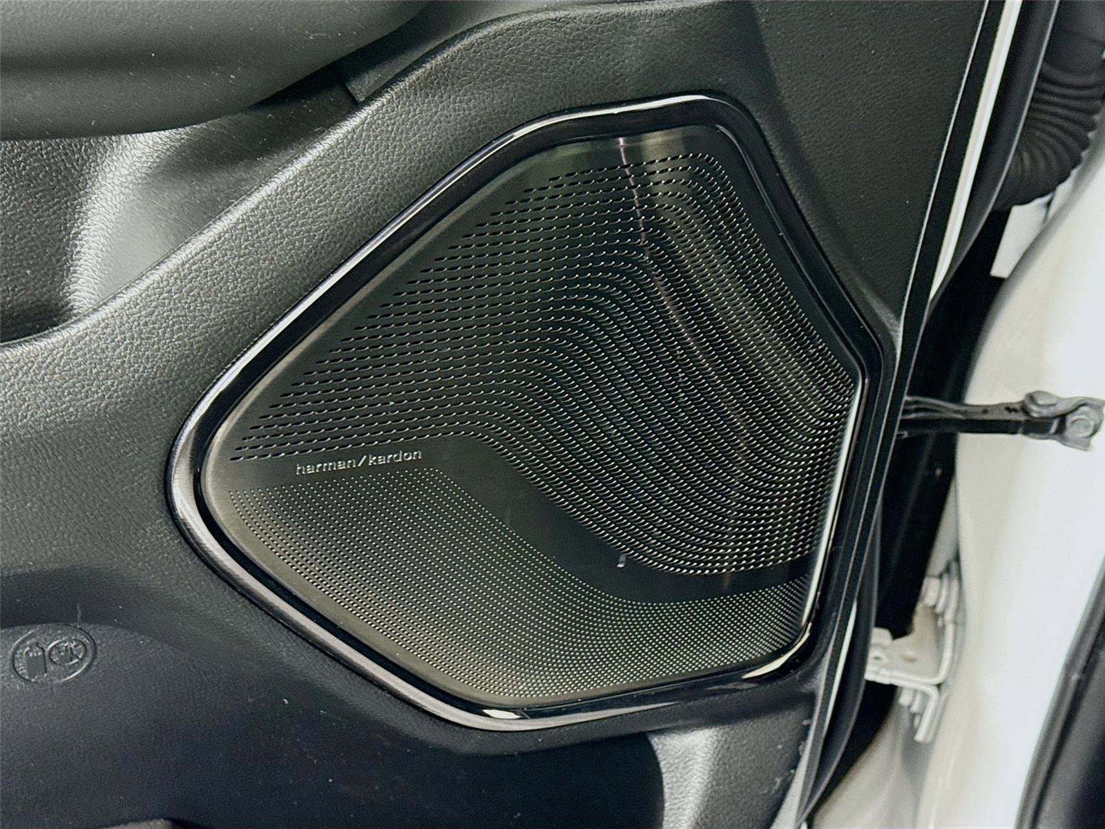 Used 2025 RAM 1500 Limited image 13