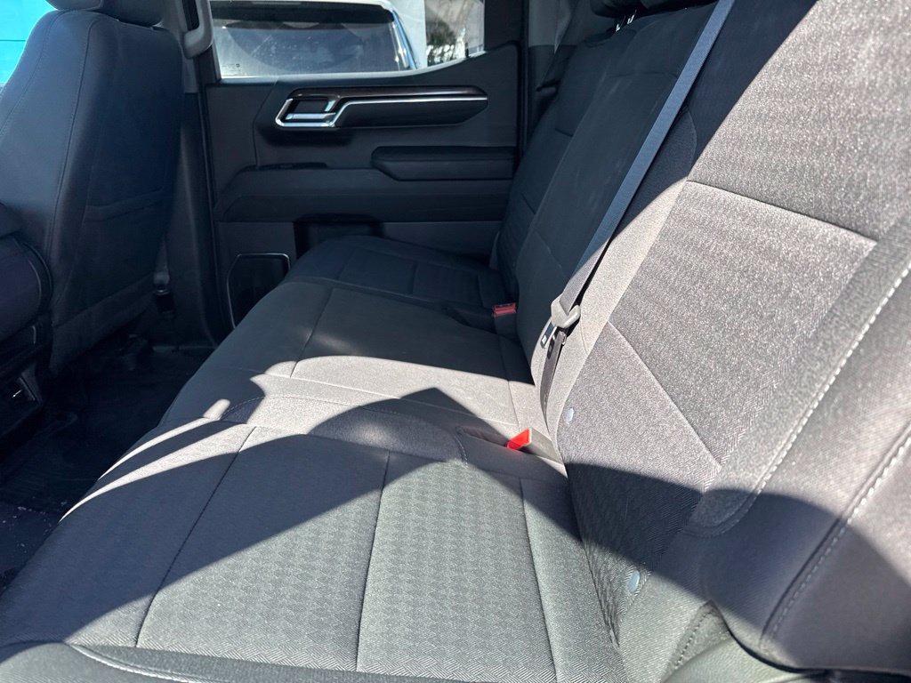 Used 2022 Chevrolet Silverado 1500 LT w/ All Star Edition Plus RWD image 11