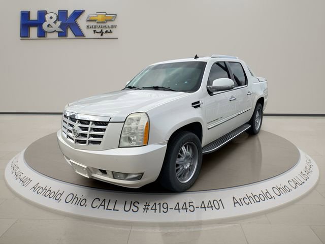 Used 2007 Cadillac Escalade EXT w/ Information Package image 3
