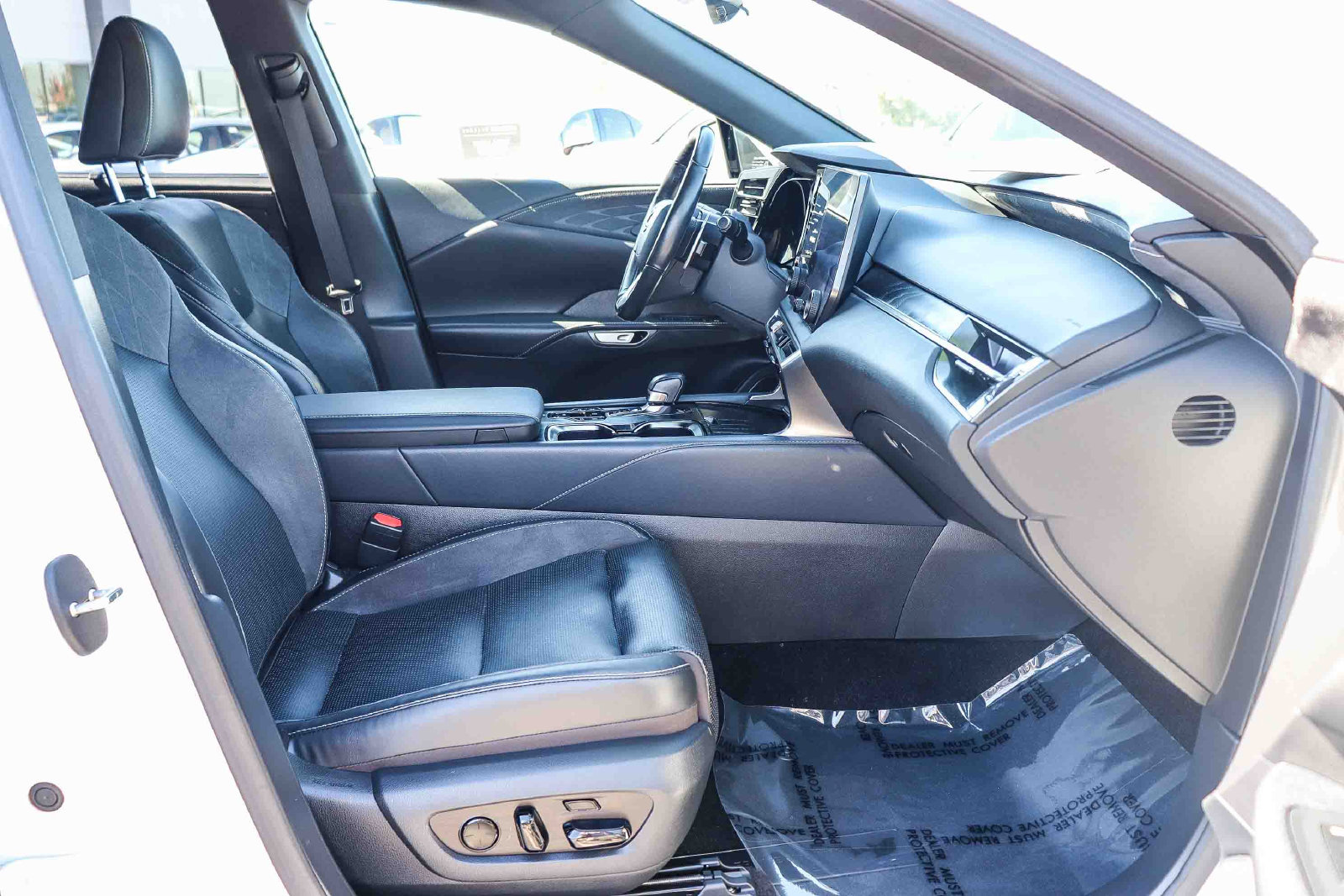Certified 2024 Lexus RX 450h AWD w/ Convenience Package image 19
