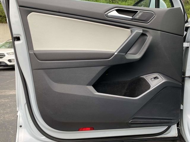 Used 2018 Volkswagen Tiguan SEL image 22