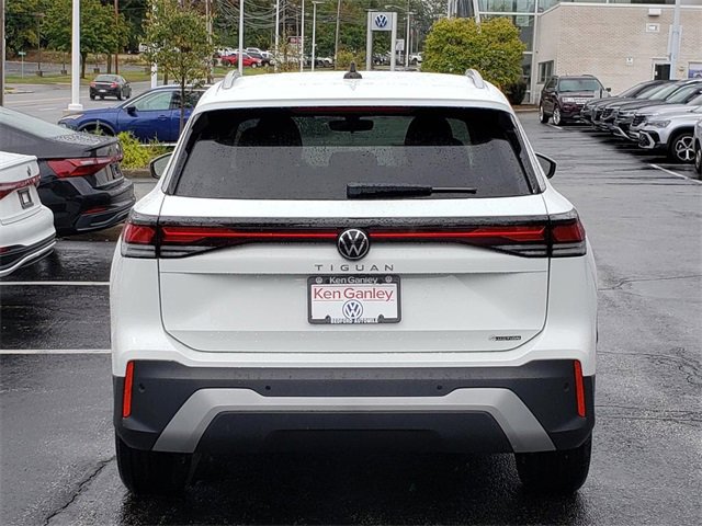 New 2025 Volkswagen Tiguan S image 4