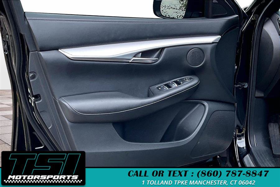Used 2021 INFINITI QX50 Luxe w/ Appearance Package AWD/4WD image 23