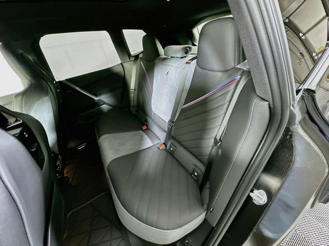 Used 2026 BMW iX xDrive45 w/ M Sport Package AWD/4WD image 31