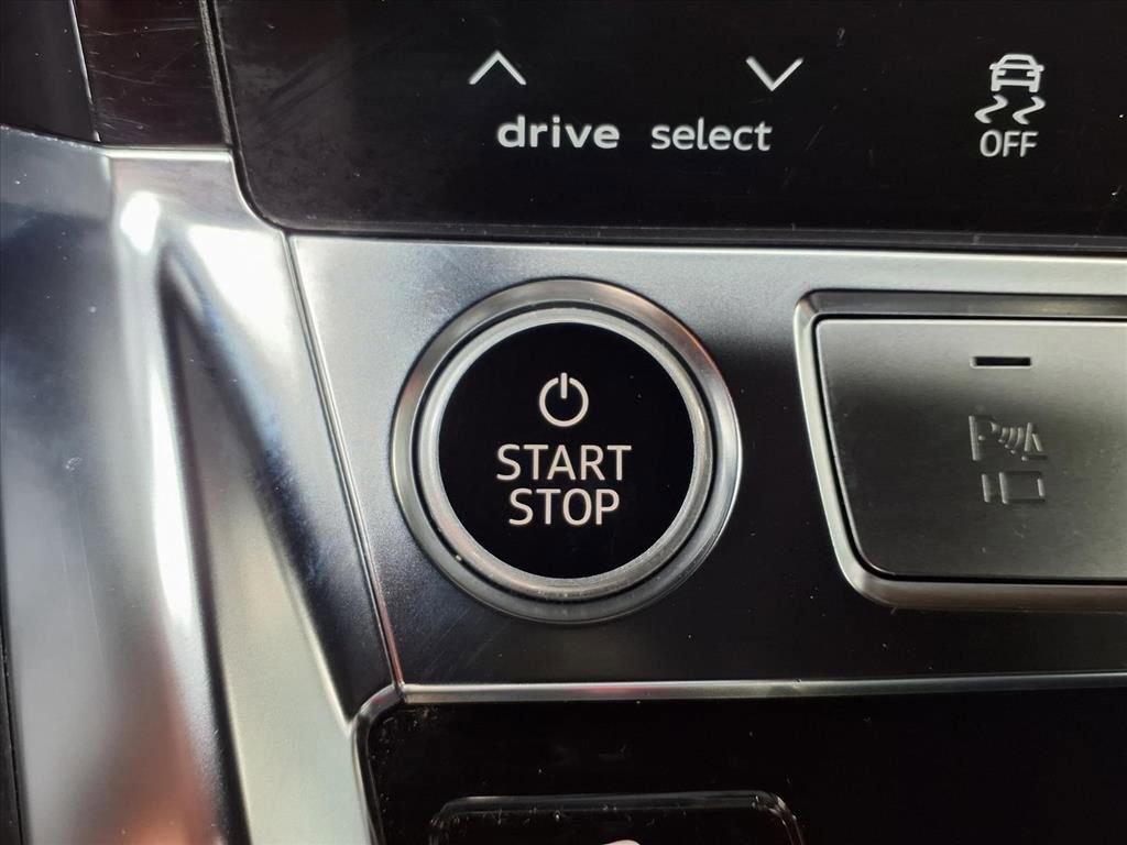 Certified 2023 Audi e-tron Premium Plus w/ Premium Plus Package image 7