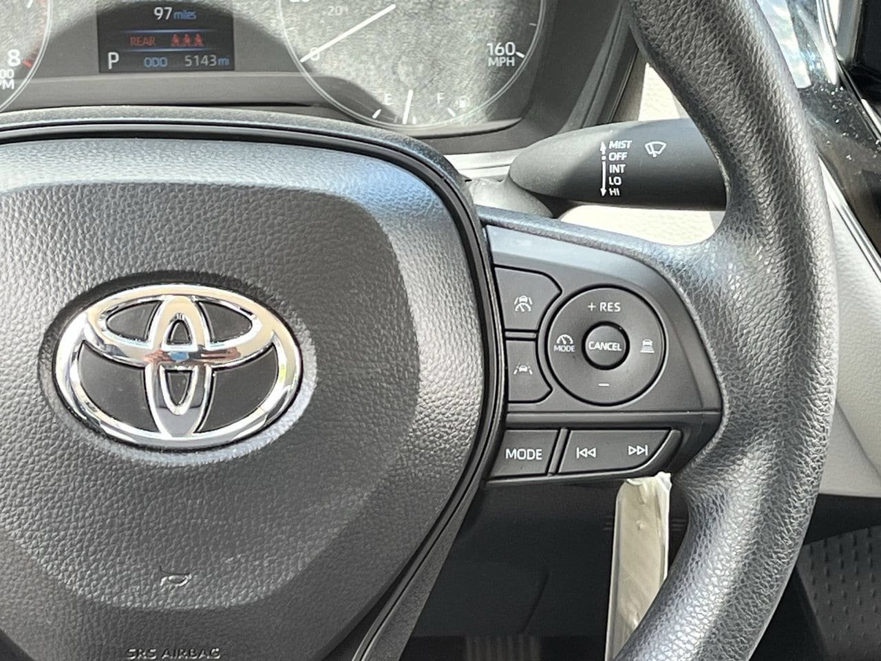 Used 2025 Toyota Corolla LE FWD image 14
