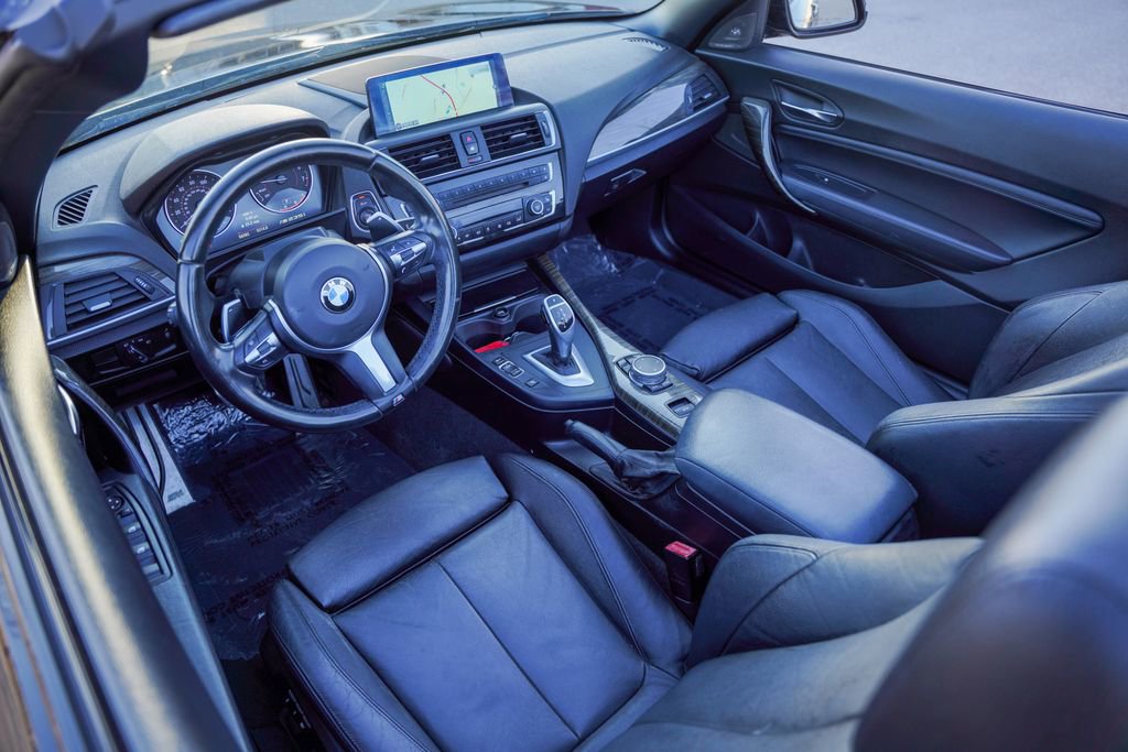 Used 2015 BMW M235i Convertible image 15