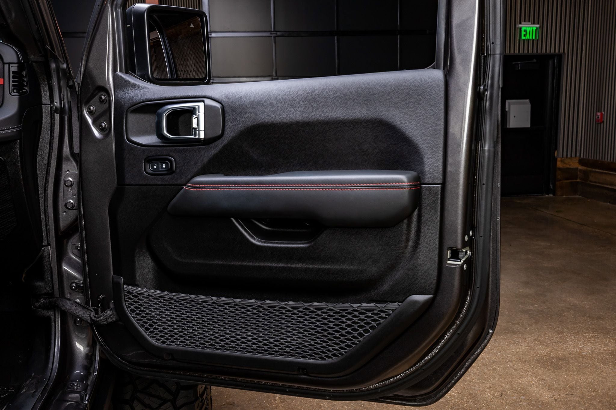 Used 2025 Jeep Gladiator Rubicon image 36