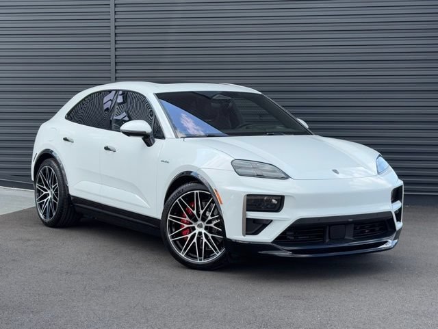New 2025 Porsche Macan Turbo Electric AWD/4WD image 9