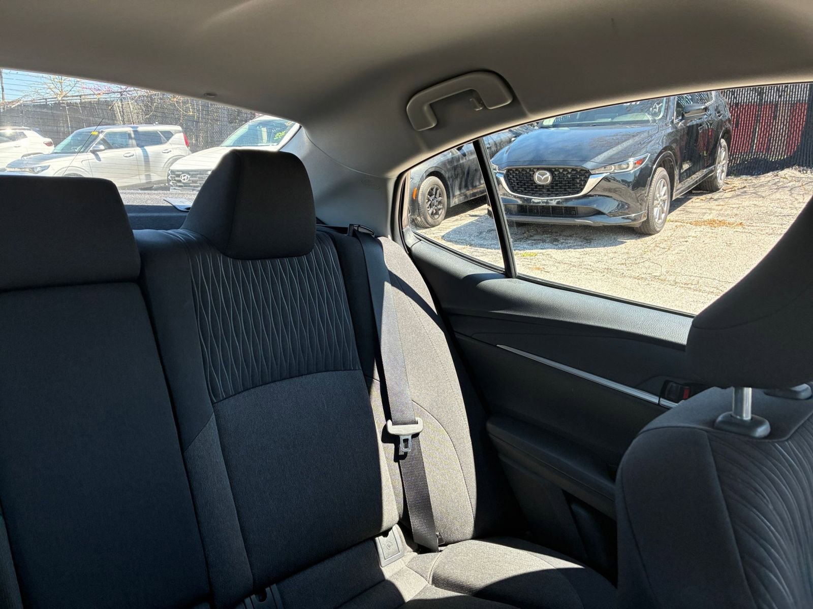 Used 2025 Toyota Camry LE image 32