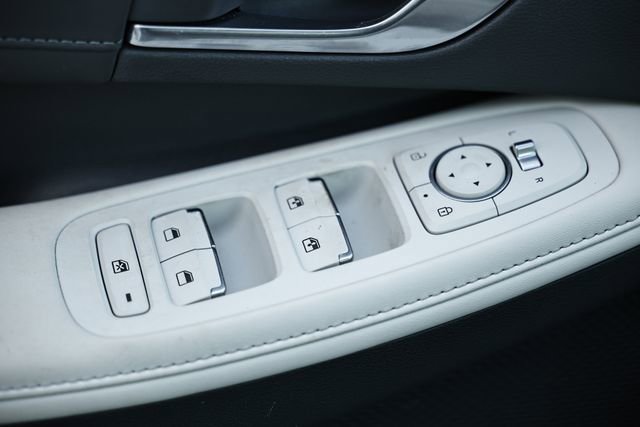 Used 2023 Hyundai Sonata Limited image 17