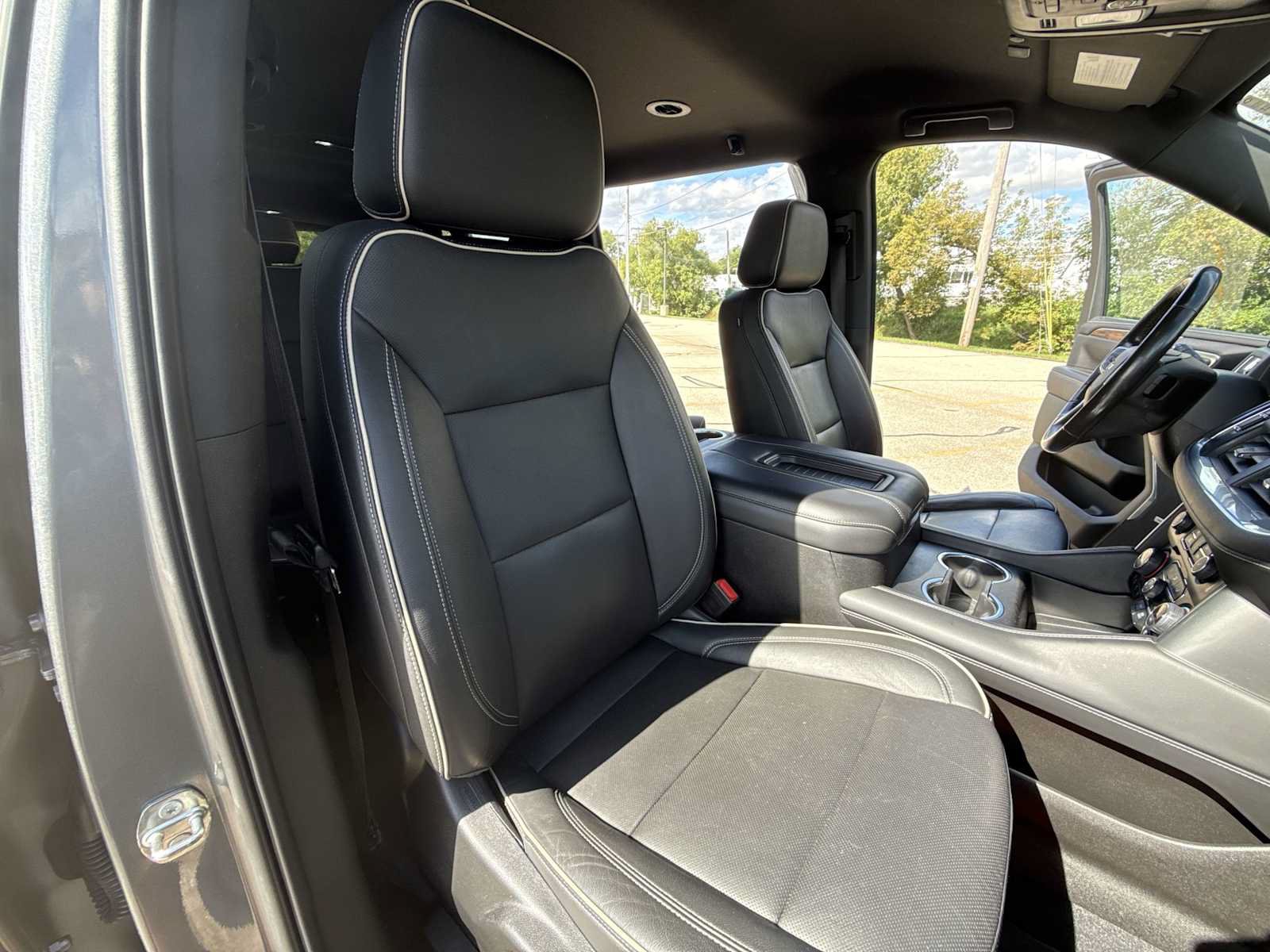 Certified 2021 Chevrolet Suburban Premier AWD/4WD image 28