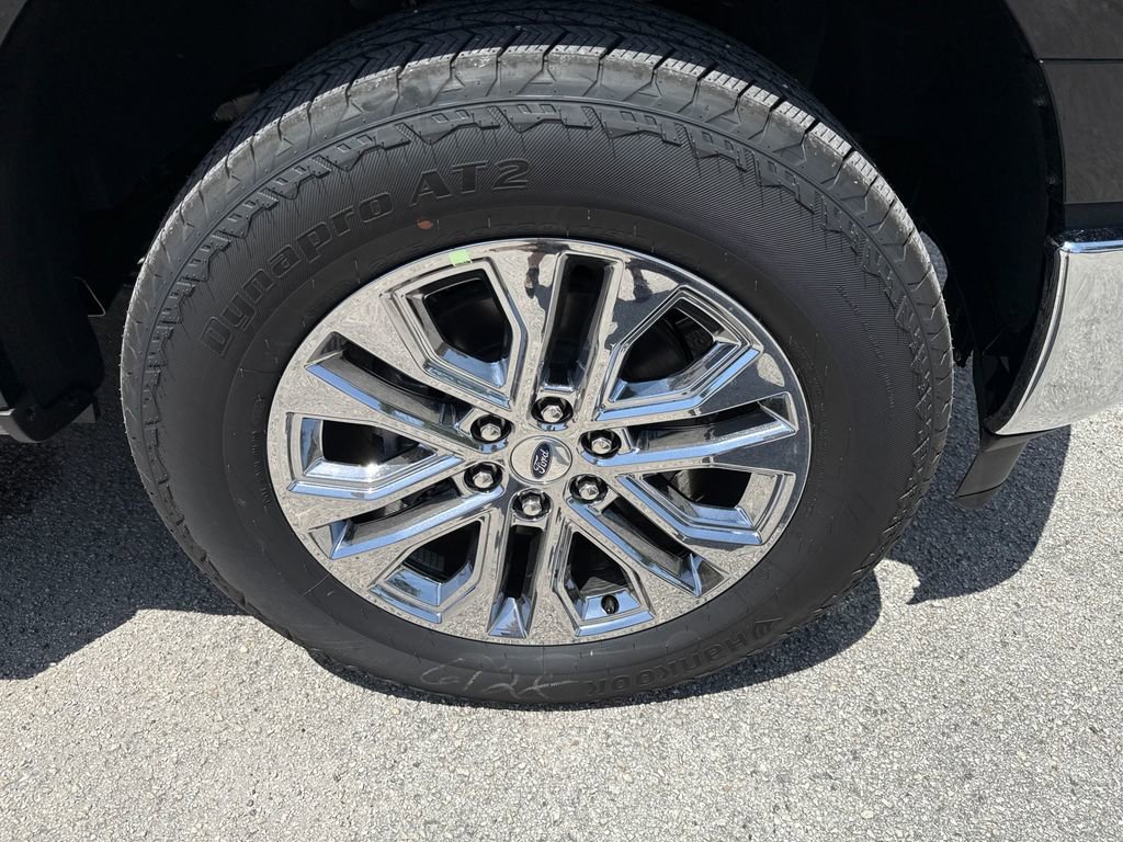 New 2025 Ford F150 Lariat w/ Equipment Group 502A High image 11