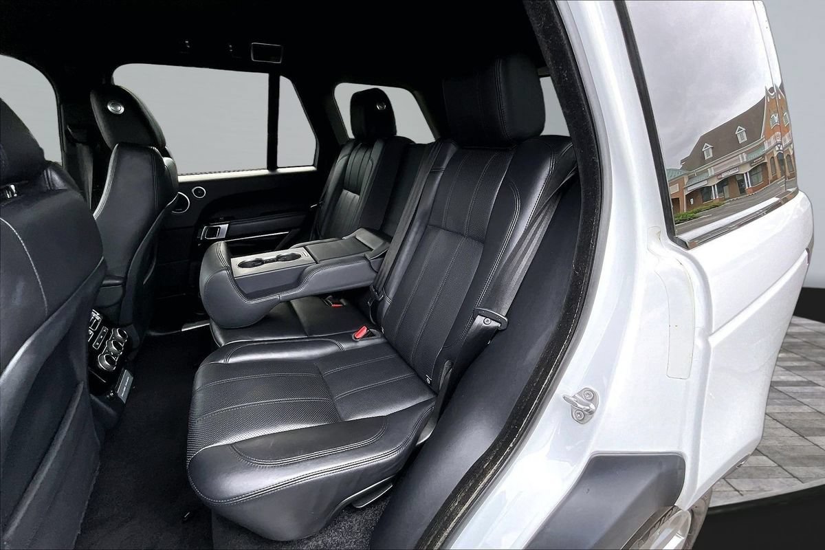 Used 2017 Land Rover Range Rover HSE AWD/4WD image 17