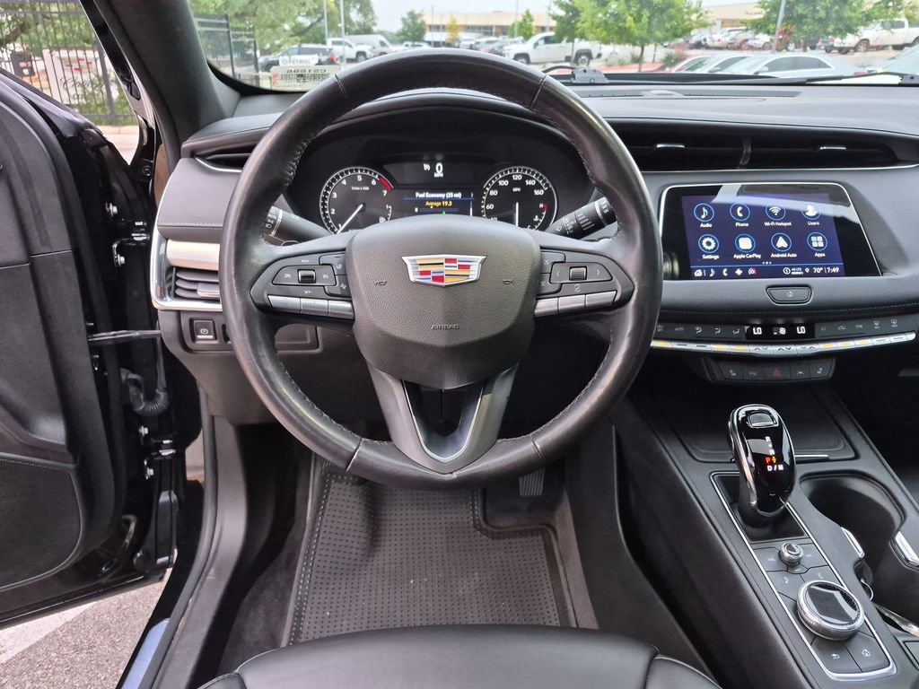 Used 2023 Cadillac XT4 Premium Luxury w/ Cold Weather Package FWD image 35