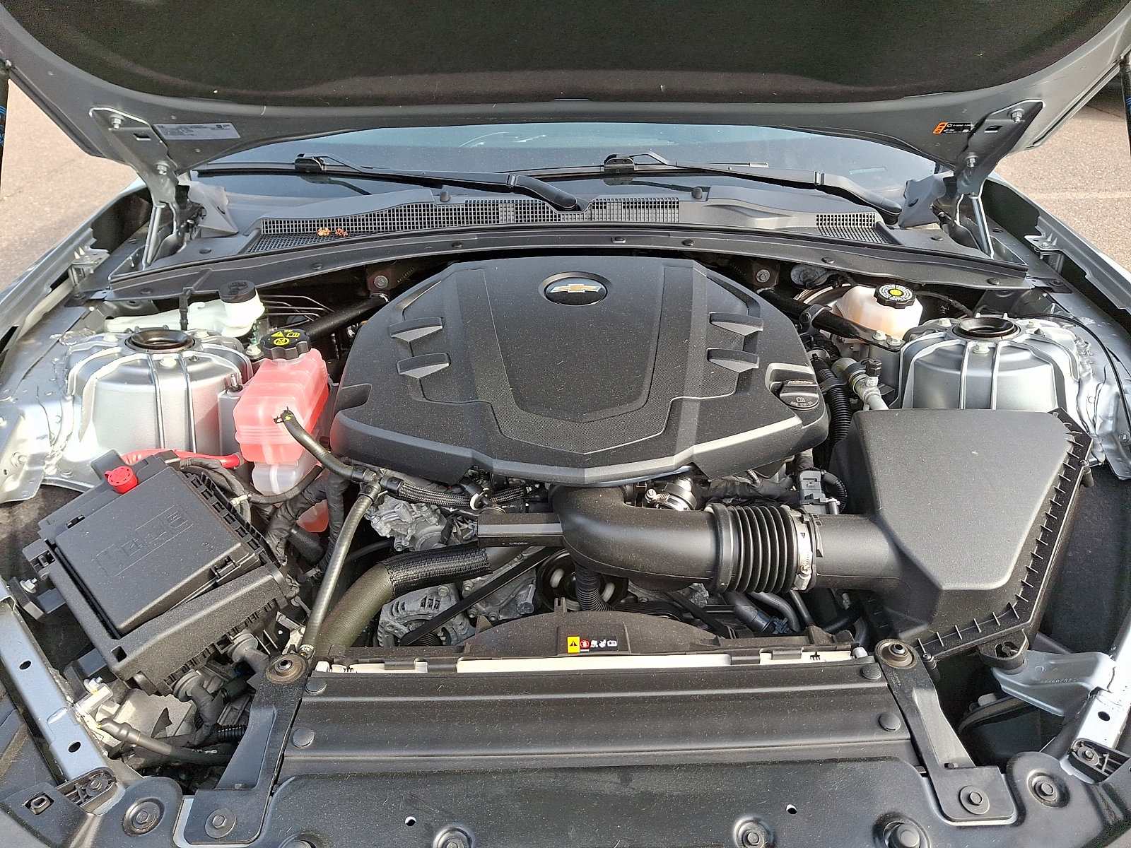 Used 2024 Chevrolet Camaro LT RWD image 27