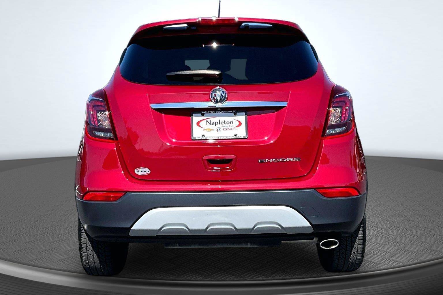Used 2019 Buick Encore Sport Touring w/ Safety Package FWD image 4