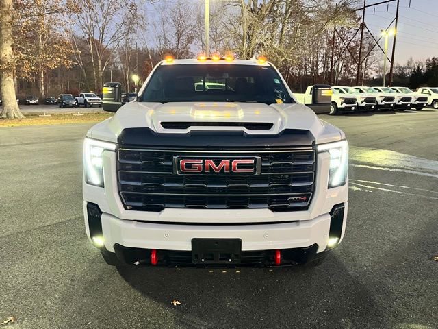 Used 2025 GMC Sierra 3500 AT4 AWD/4WD image 3
