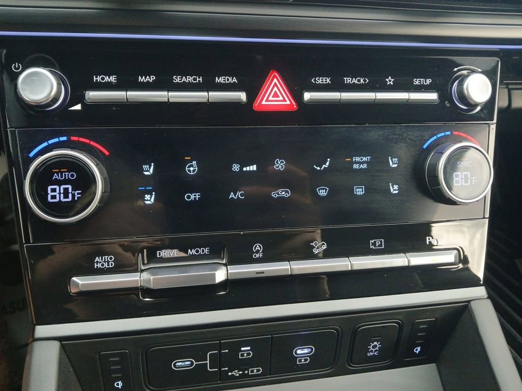 Used 2024 Hyundai Santa Fe Calligraphy image 22