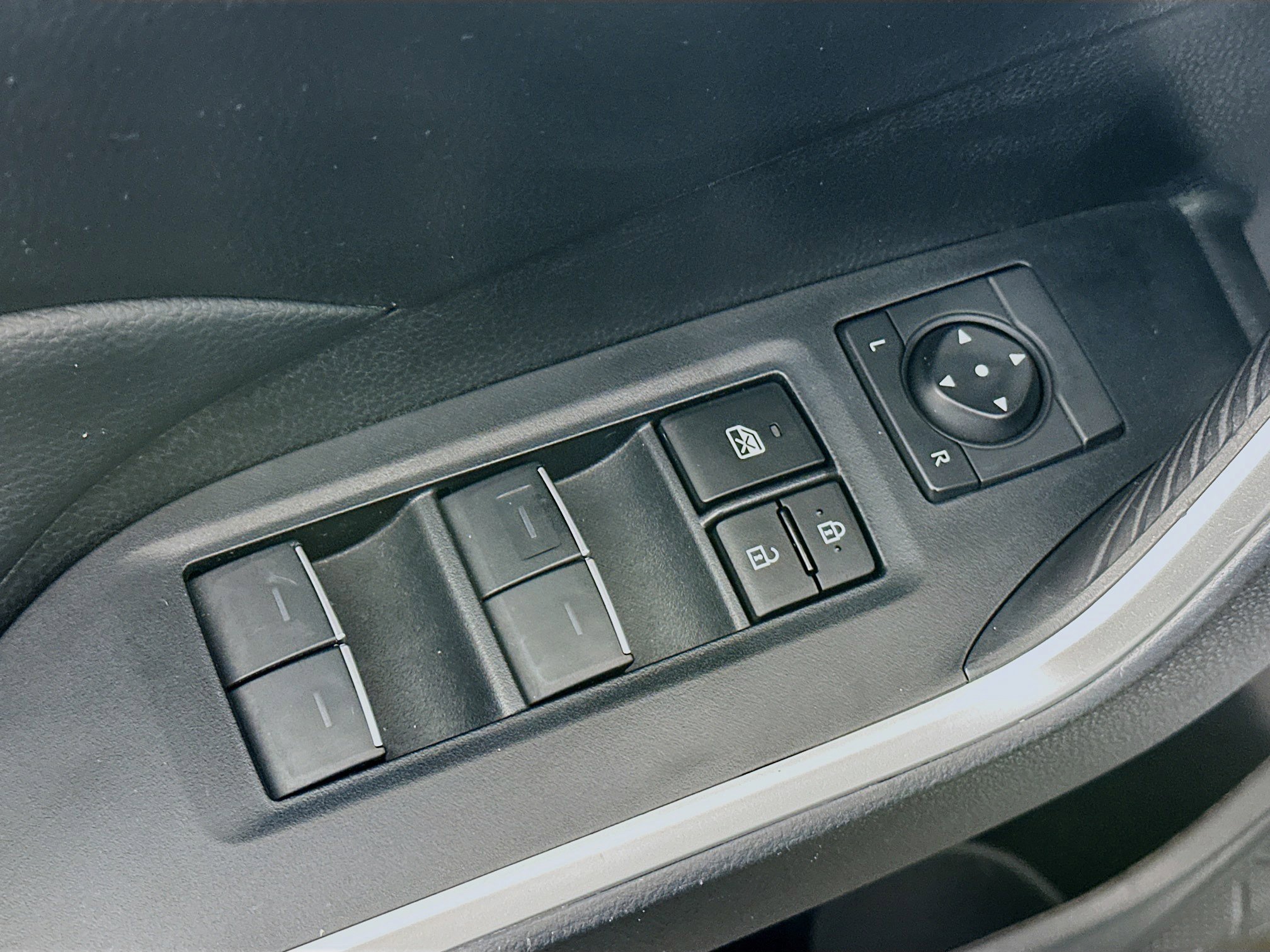 Used 2024 Toyota RAV4 XLE image 15