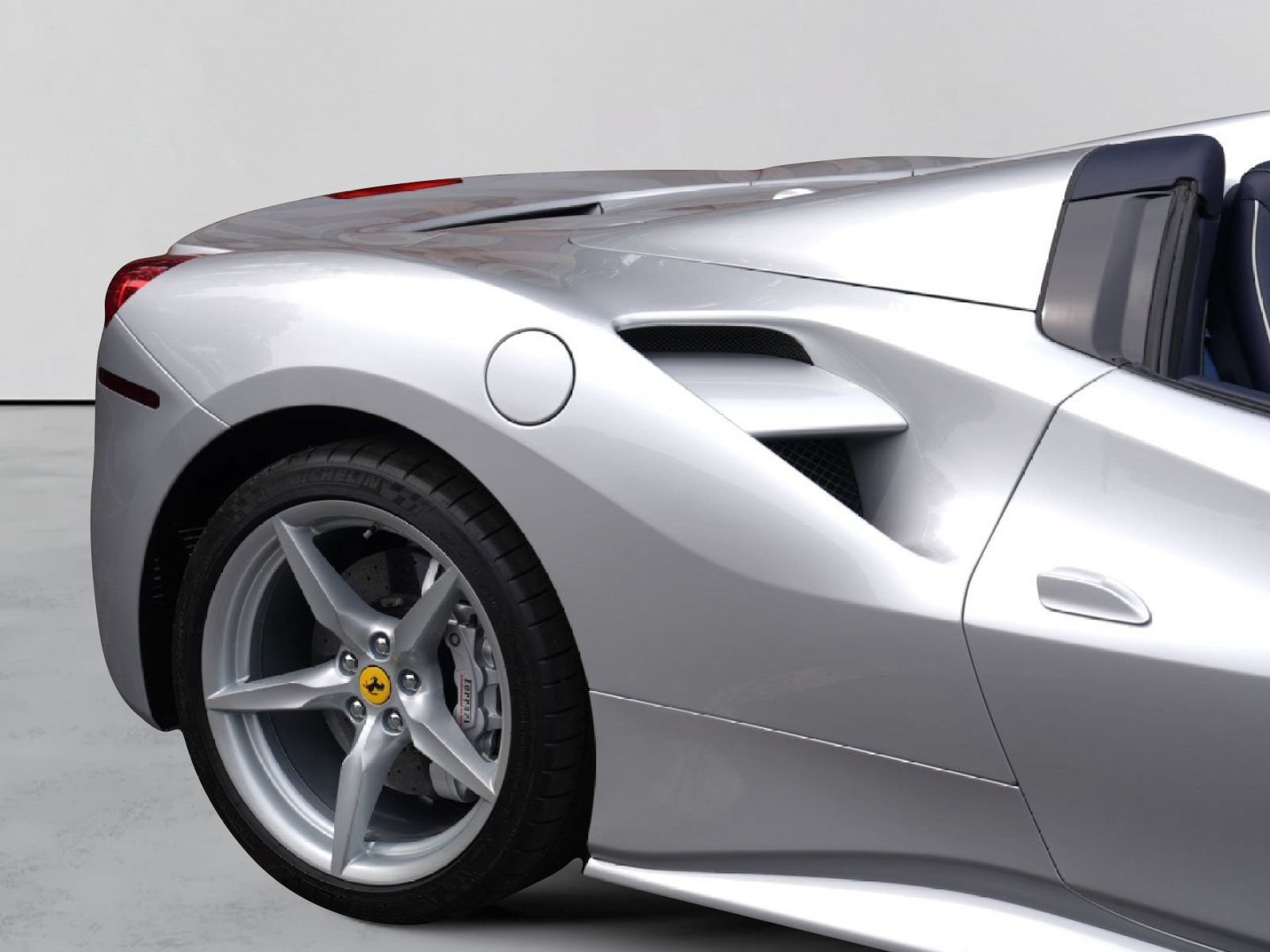 Used 2017 Ferrari 488 Spider RWD image 42