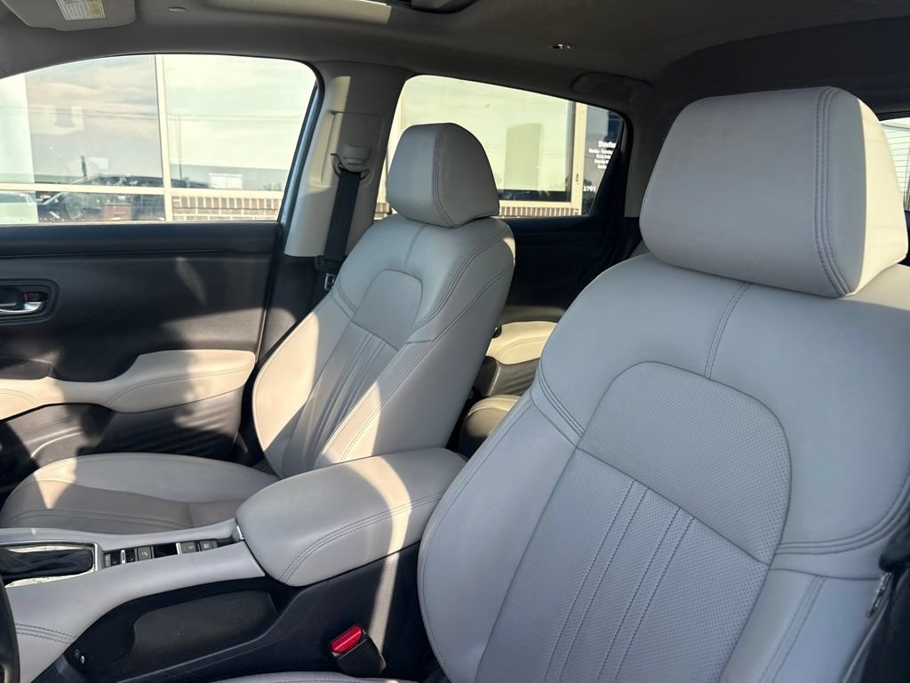 Used 2025 Honda HR-V EX-L image 11