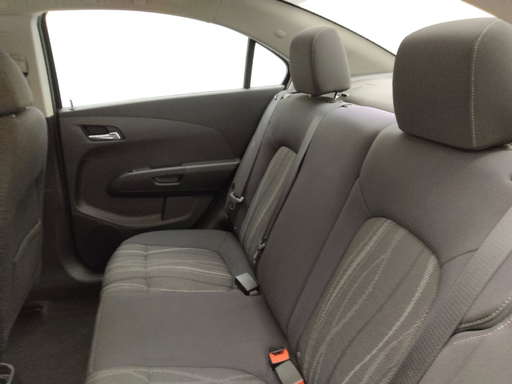 Used 2015 Chevrolet Sonic LT FWD image 18